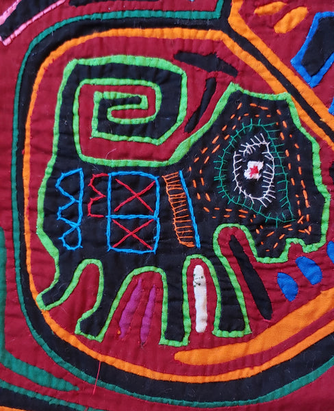 South American mola • vintage? • 16" × 10"