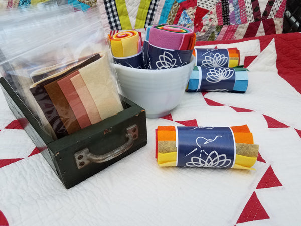 Sun & Earth Felt Pack - small