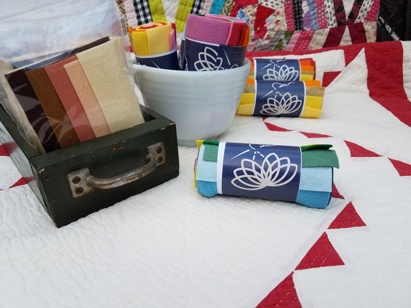 Moon & Sea Felt Pack - small