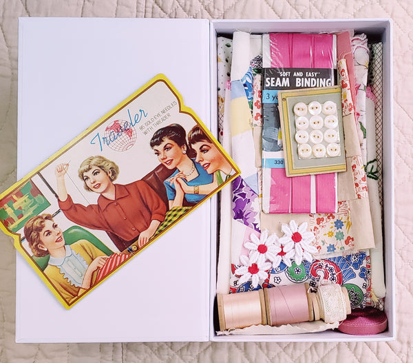 >:-:< GLADYS >:-:< Vintage Treasure Box